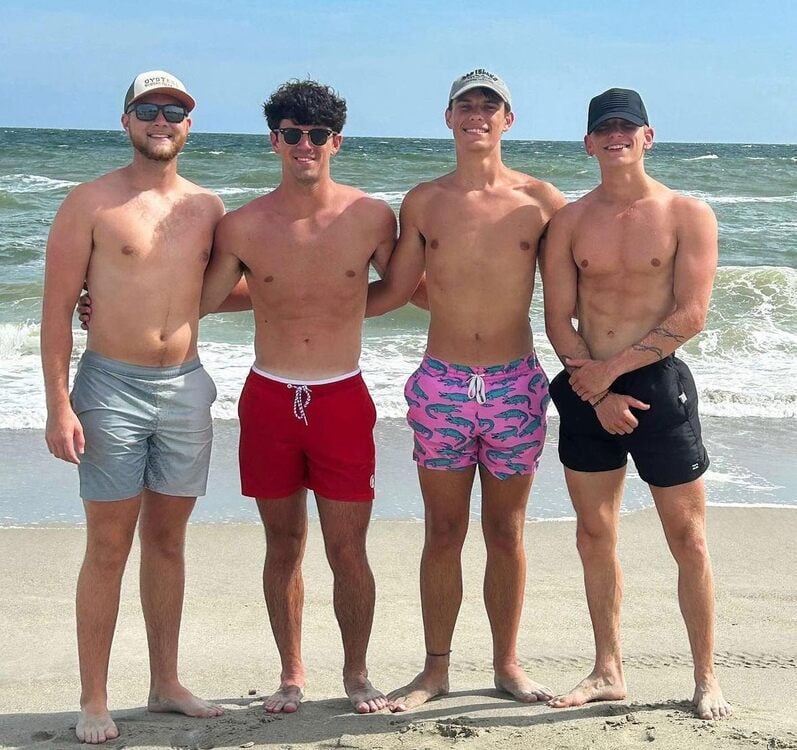 4 Frats Sping Break.jpg