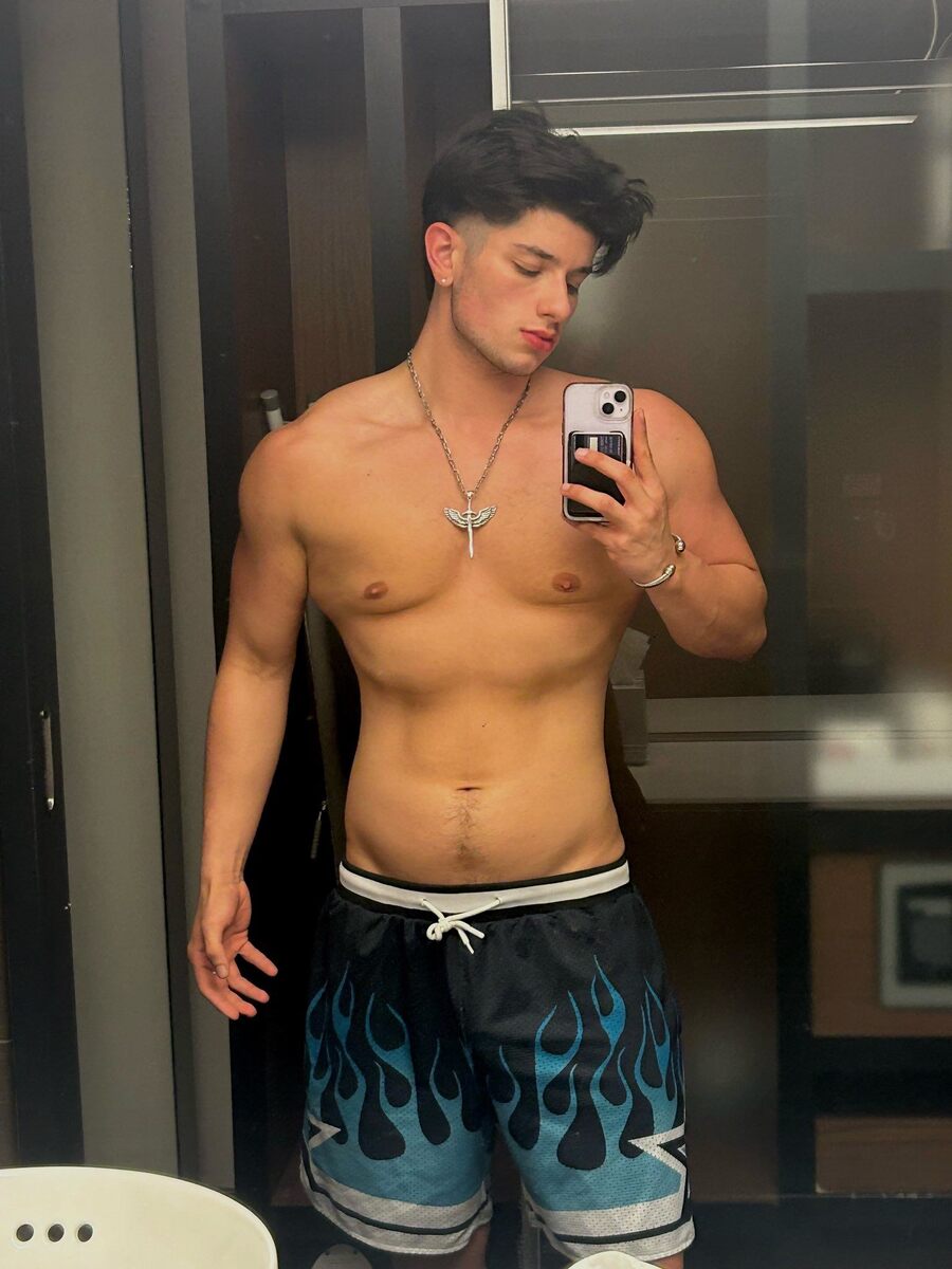Ashton Adams