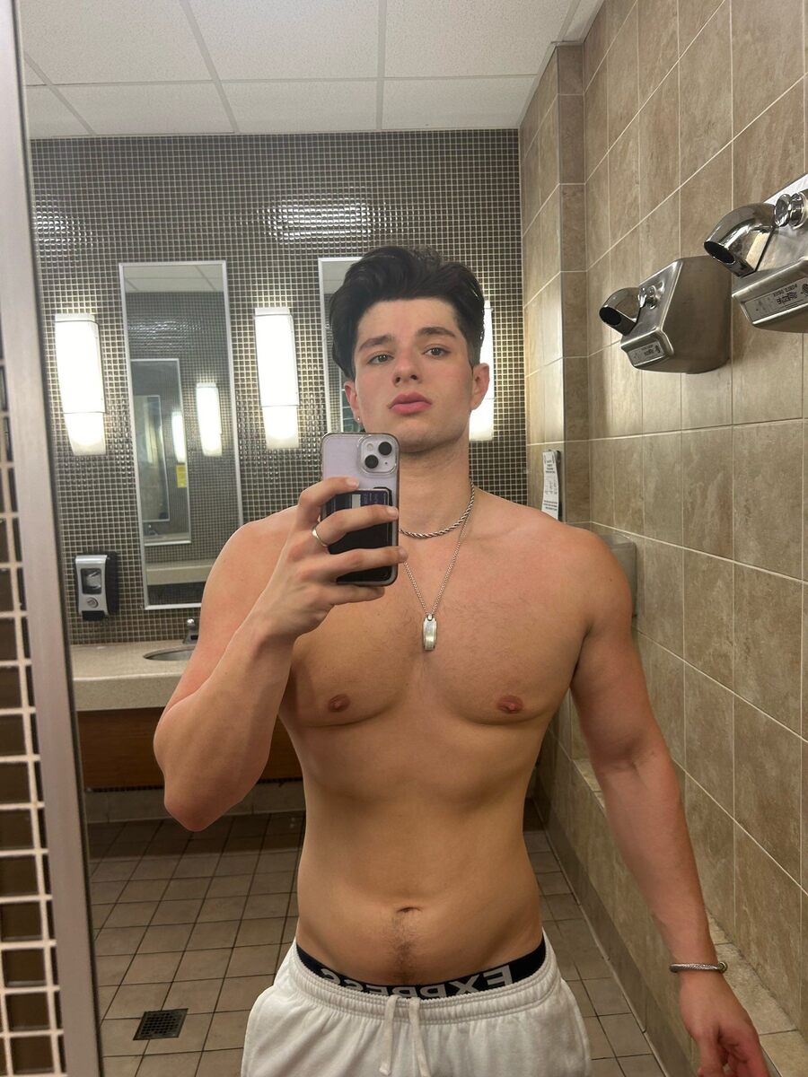 Ashton Adams