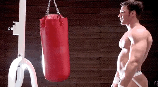 Nude_boxing_guy_04.gif.e1cd96e5e901bda0212f73bc1916f916.gif