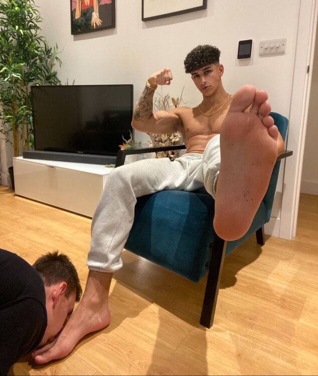 Worshiping Him At His Feet.jpg
