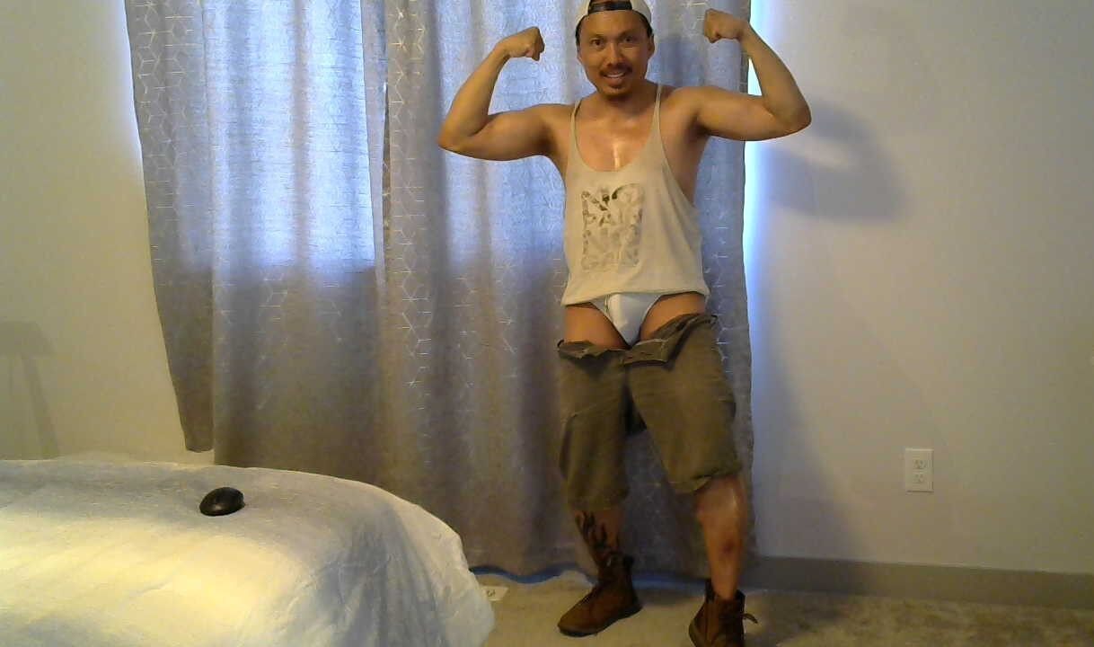 Sweating & Muscle Flexing In White Speedos!