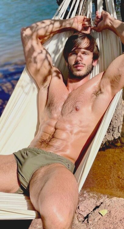 xxxbulge hammock.jpg