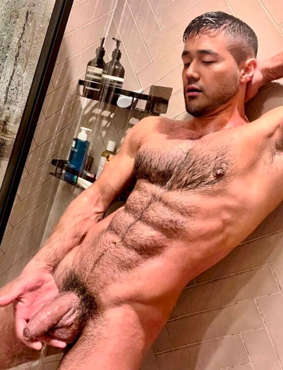 xxxshower uncut.jpg