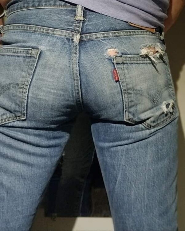 Torn Jeans Butt.jpg