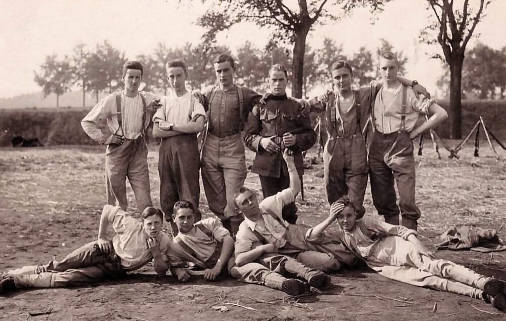 Comrades in Arms.jpg