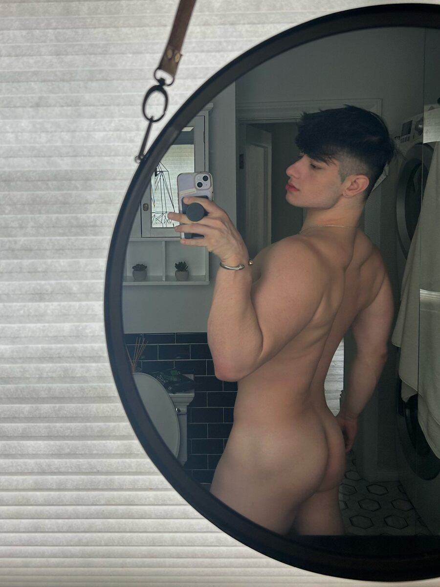 Ashton Adams