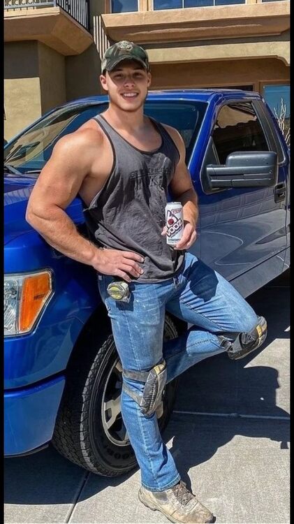 Blue Collar Stud & Kneepads.jpg