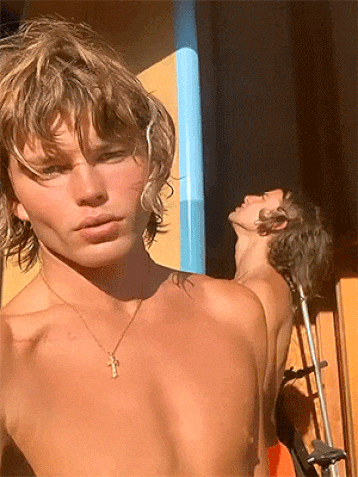 shirtless (11).gif