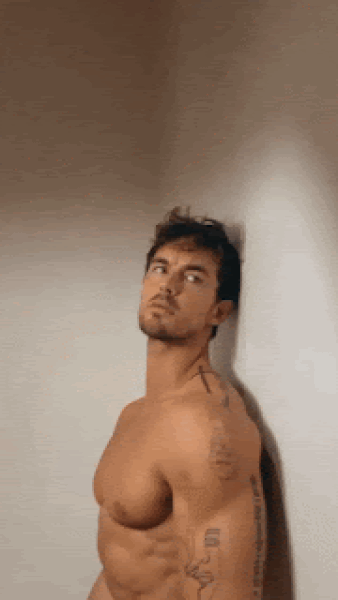 shirtless (79).gif
