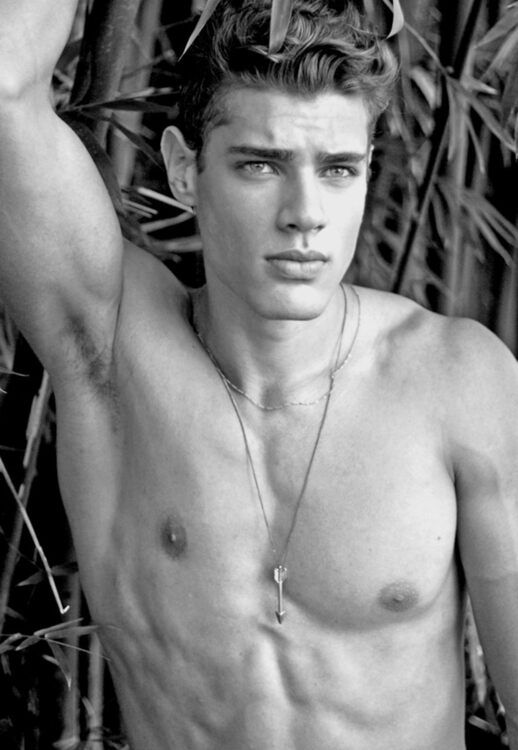 xxxnextdoor lips.jpg