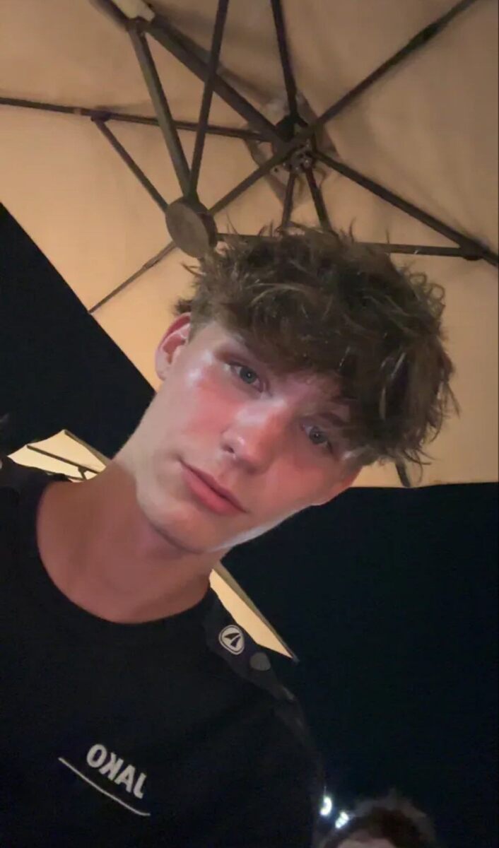 Hot/ Fresh/Cute