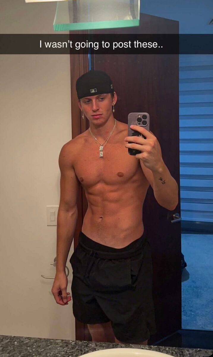 Pecs & Nips & More