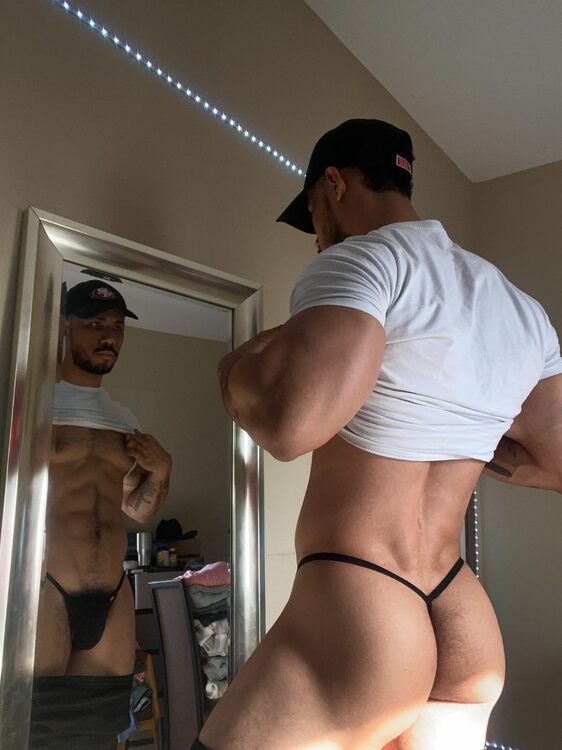 xxxmirror jock.jpg
