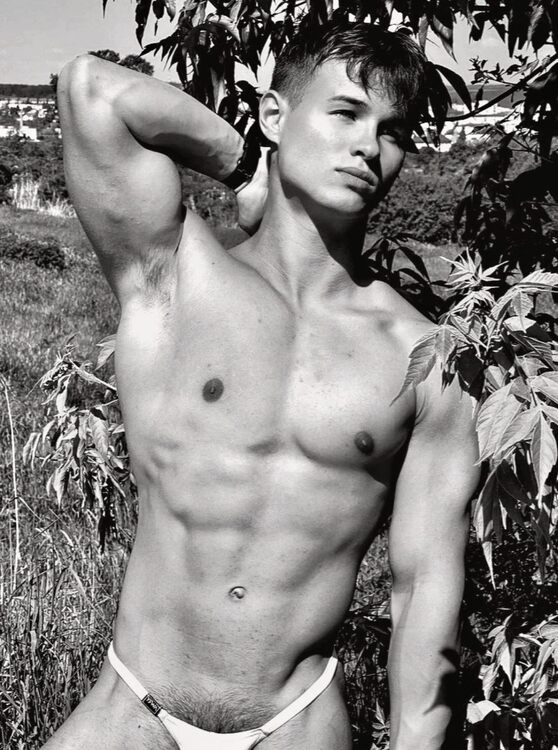 xxxnavel & pubes.jpg