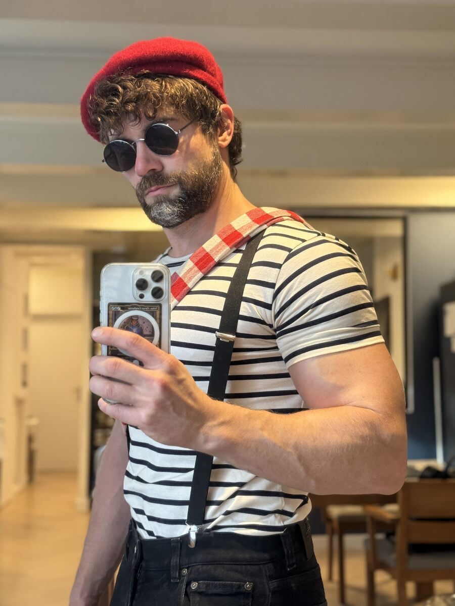 Even with his Shirt ON...