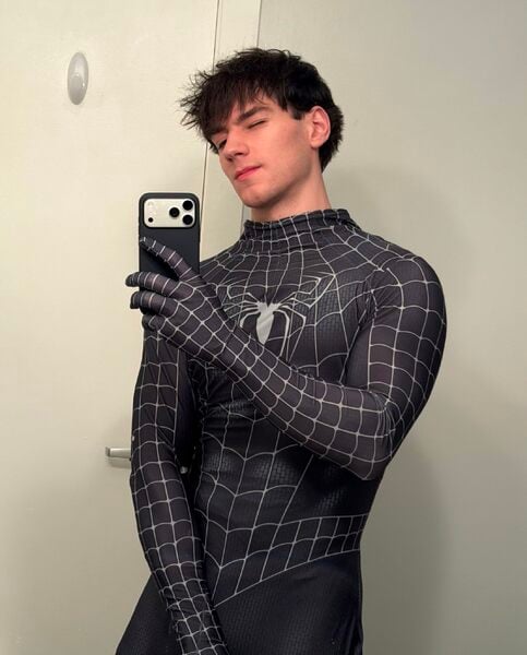 small.20251115_042207.jpg.7b97785036589d