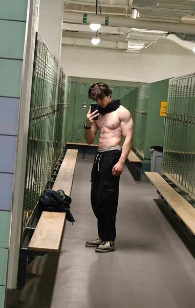 small.20251117_200041.jpg.018d89dc253a73