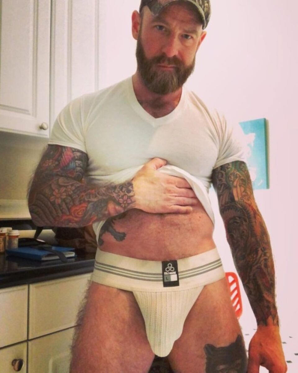 !jockdsbulgetumblr_p87ys2GmBD1ws7a7bo1_540 (1).jpg