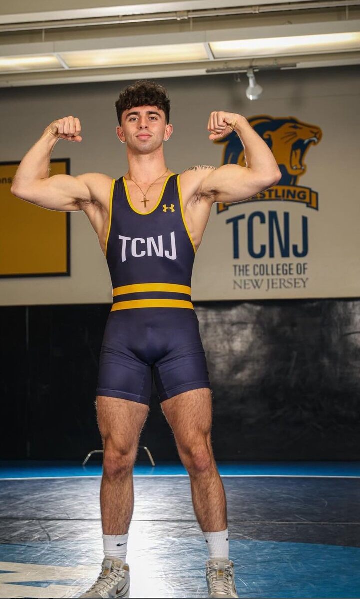 wrestling 2 (4).jpeg