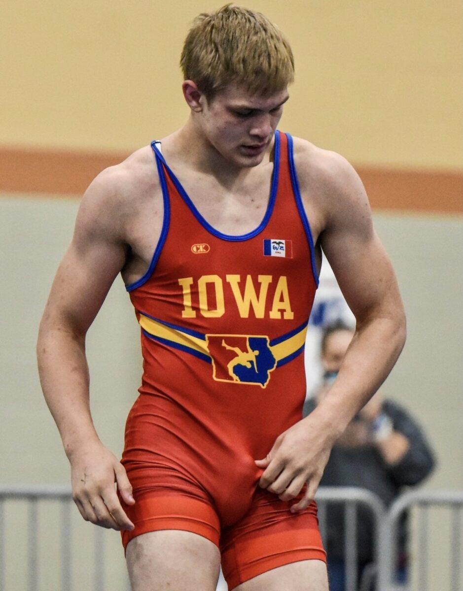 wrestling 4 (2).jpeg