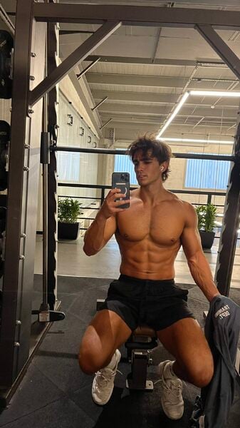 small.20251208_205248.jpg.76410fadbb7b4f