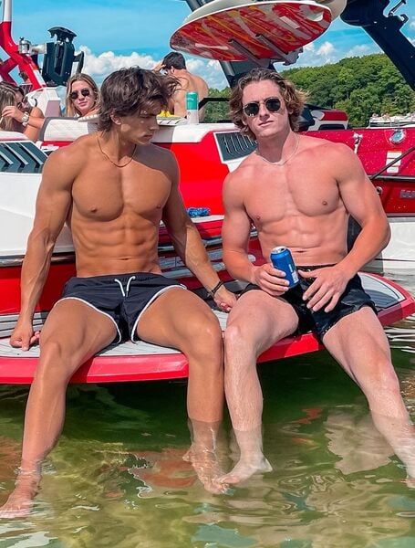 small.20251210_191200.jpg.e3957d0ec9ae01