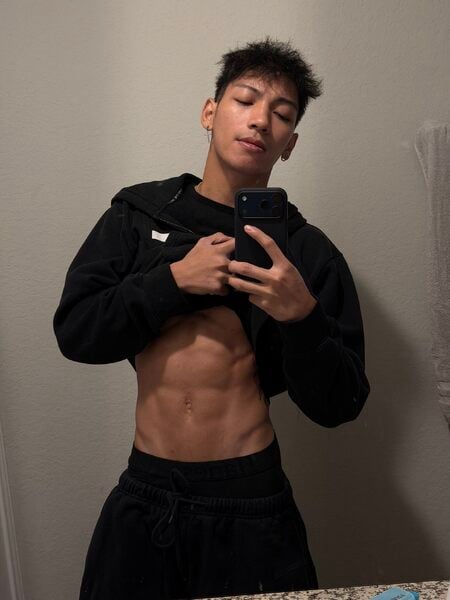 small.20251215_200951.jpg.c4049a099bd1e2