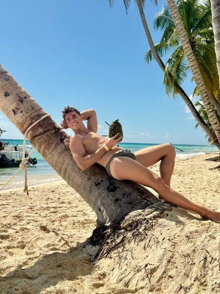 small.20251221_143518.jpg.f9ffb83938a259