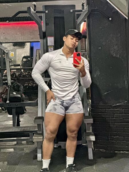 small.fb896d1b979c1706d203480554fa6bcc.j