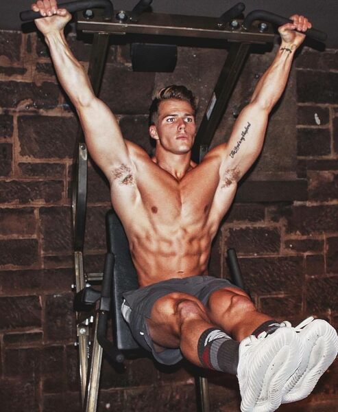 tumblr_3bbc3910c1e9bec0aa67636645f588df_891c6dda_1280