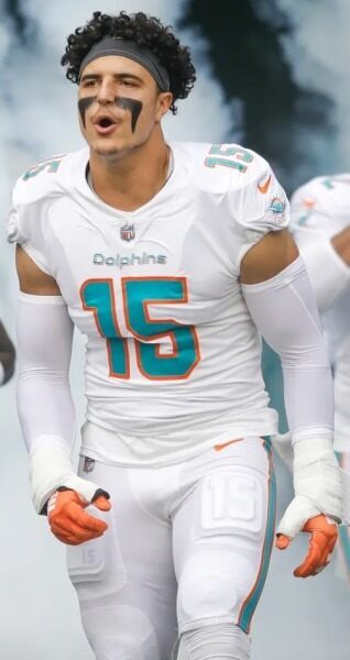 tumblr_c88ec19b02cea1ae9337be291dc3a018_1f52c8b4_400