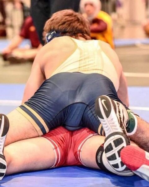 wrestling 8 (6).jpeg