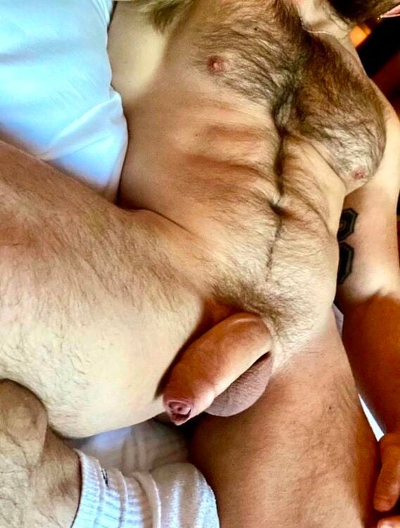 xxxuncut&hairy.jpg