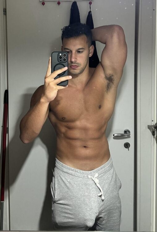 Freeballing Sefie.jpeg