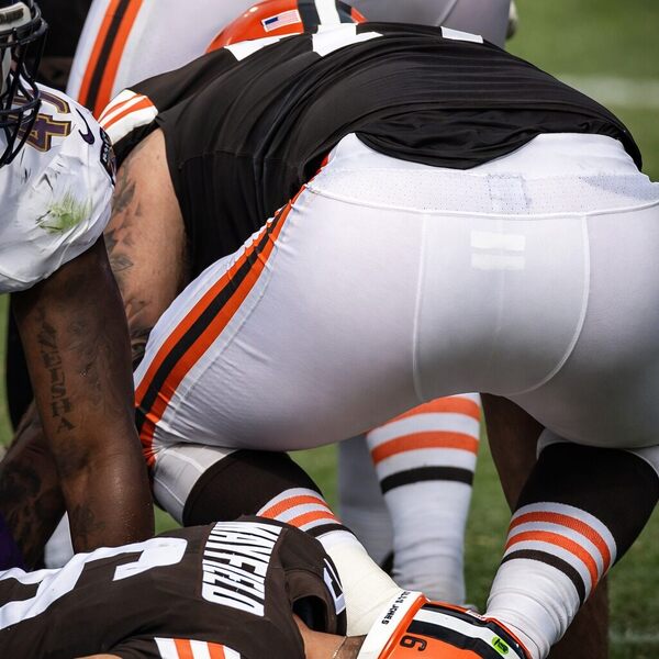 Browns NFL huge butt