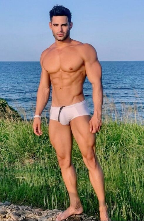 xxxbeachboy speedo.jpg