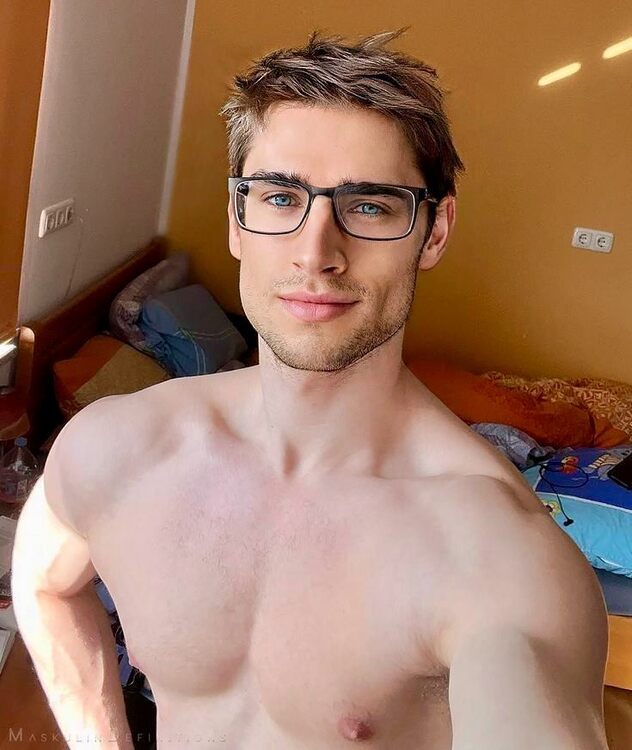 xxxglasses smirk.jpg