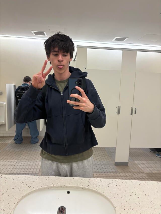 large.at-school-vs-after-school-v0-r8ar8