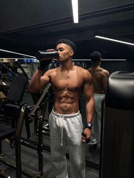 small.20260216_194004.jpg.7364fc2bb25941