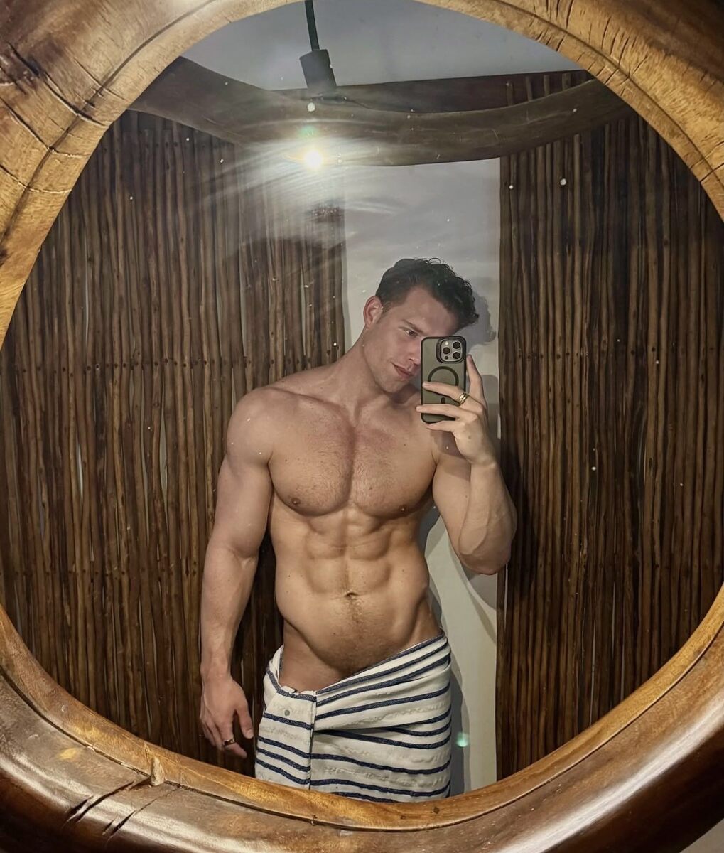 large.20260405_200602.jpg.4d6d4e5f449e81