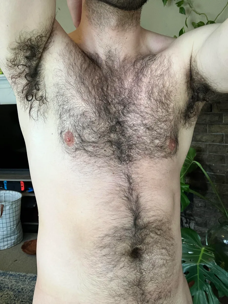 28-sweaty-saturday-showoff-v0-tb3z7c5hw9tg1.jpg.webp