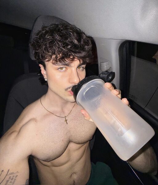 small.20260409_034023.jpg.4cbc882465228f