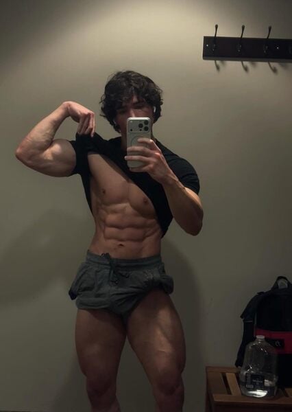 small.20260429_202230.jpg.17f9ad434e5e86