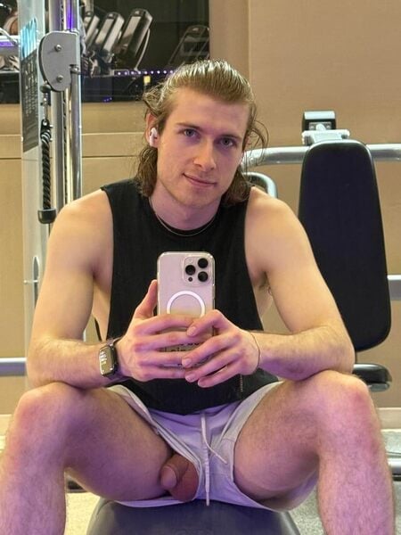 small.there-was-somebody-on-the-treadmil