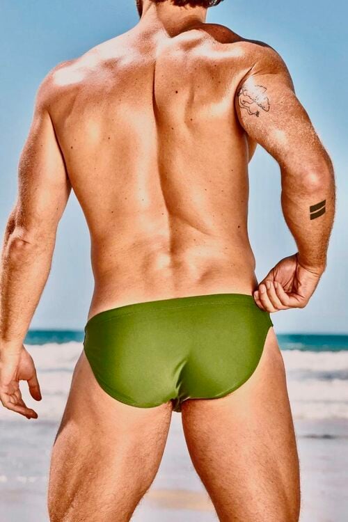 xxxgreenbrad2 - Copy.jpg