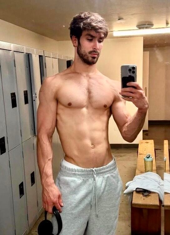 xxxgym nvael french.jpg