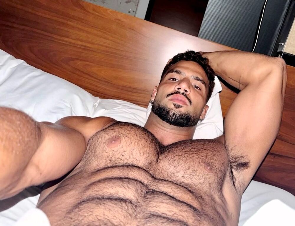 xxxnipples scruff.jpg