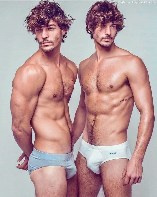 xxxtwins1.jpg