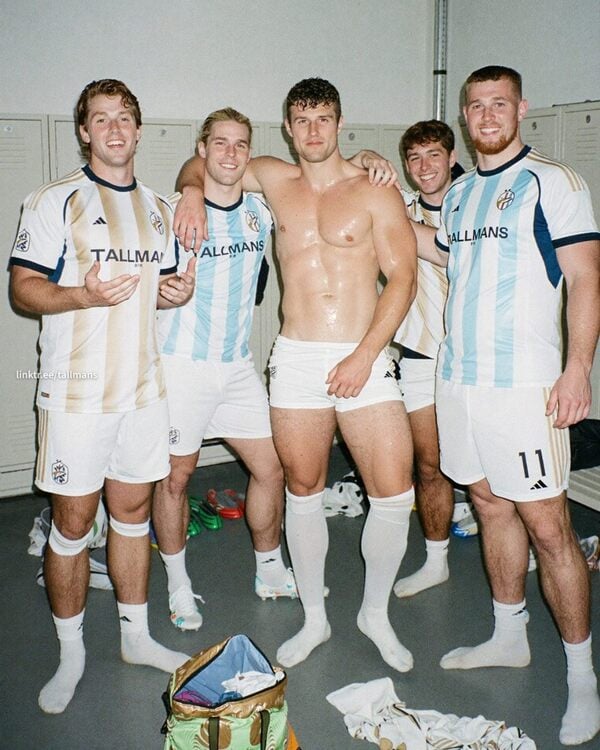 Locker Room.jpg